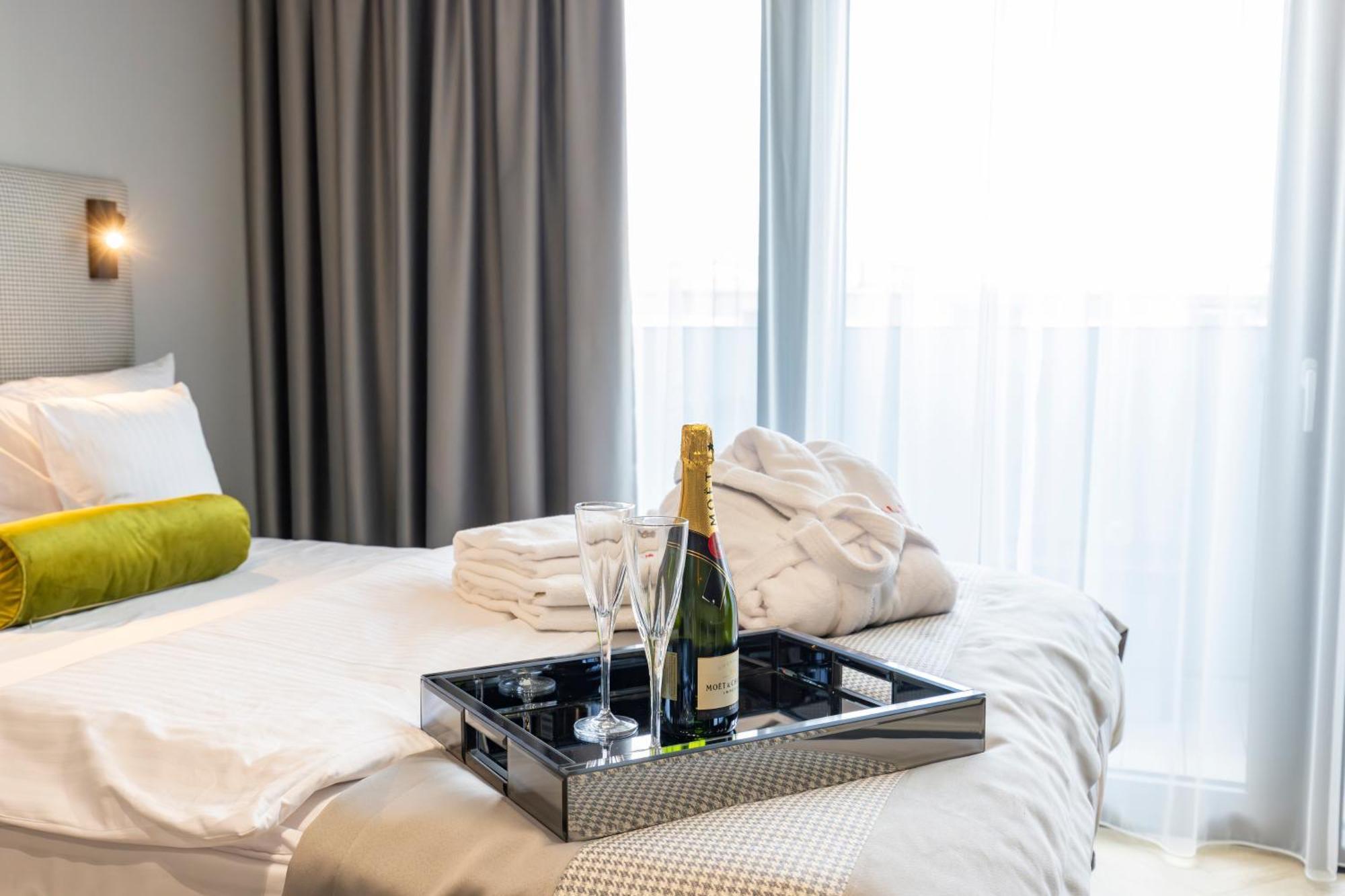 Kaleo Apartments - Hanza Tower Szczecin Kültér fotó